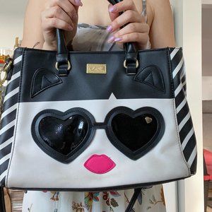 Betsey Johnson Face Bag